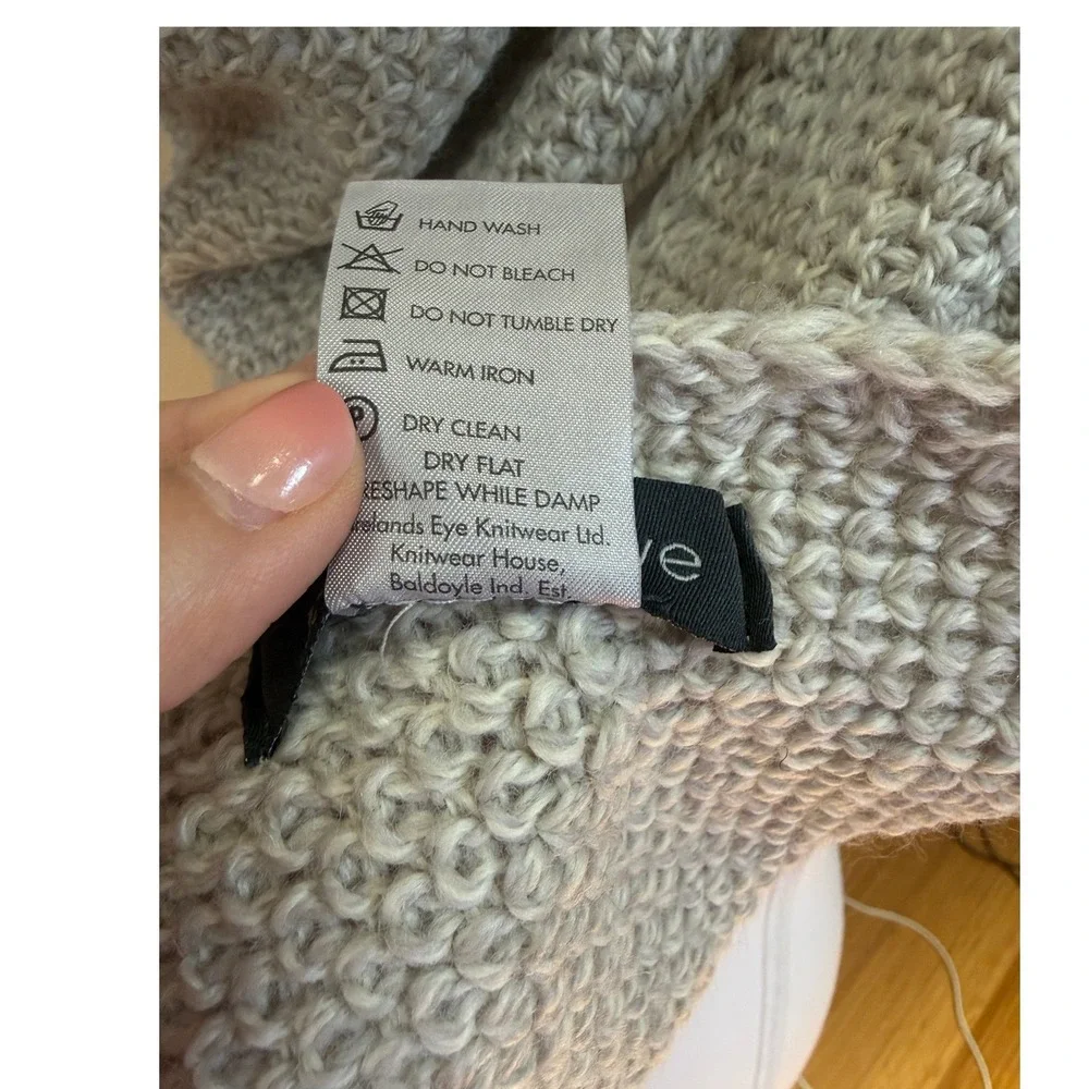 IrelandsEye Scarf Unisex OS Gray 100% Virgin‎ Wool Knit Made in Ireland Vintage